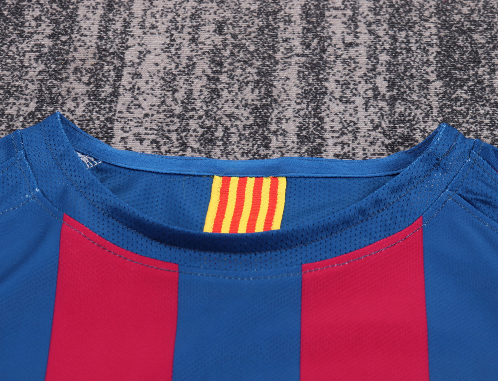 2005/06 Barcelona Home Retro Kids Jersey Long Sleeve