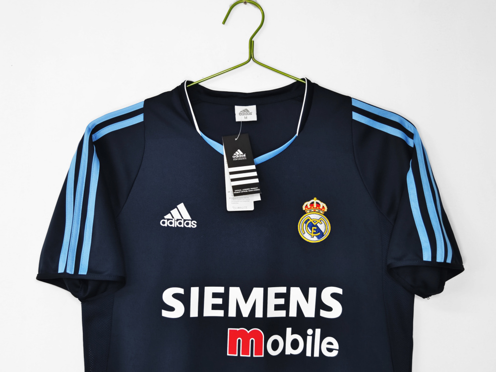 2003/04 Real Madrid Away Retro Jersey