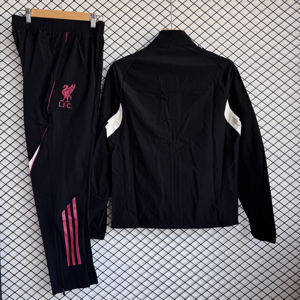 2025/26 Liverpool Full Zip Windbreaker Coat Set