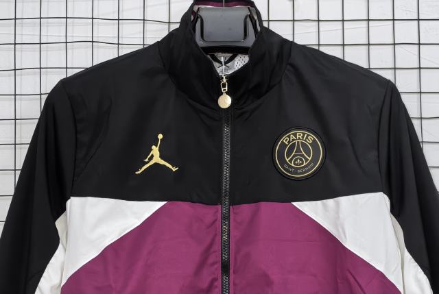 2024/25 PSG Windbreaker 