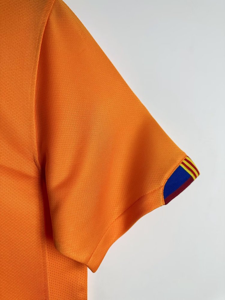 2006/07 Barcelona Away Retro Jersey