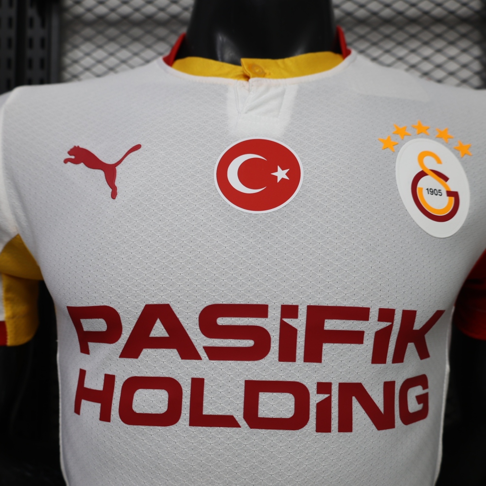 2026/27 Galatasaray Away Jersey Player Version