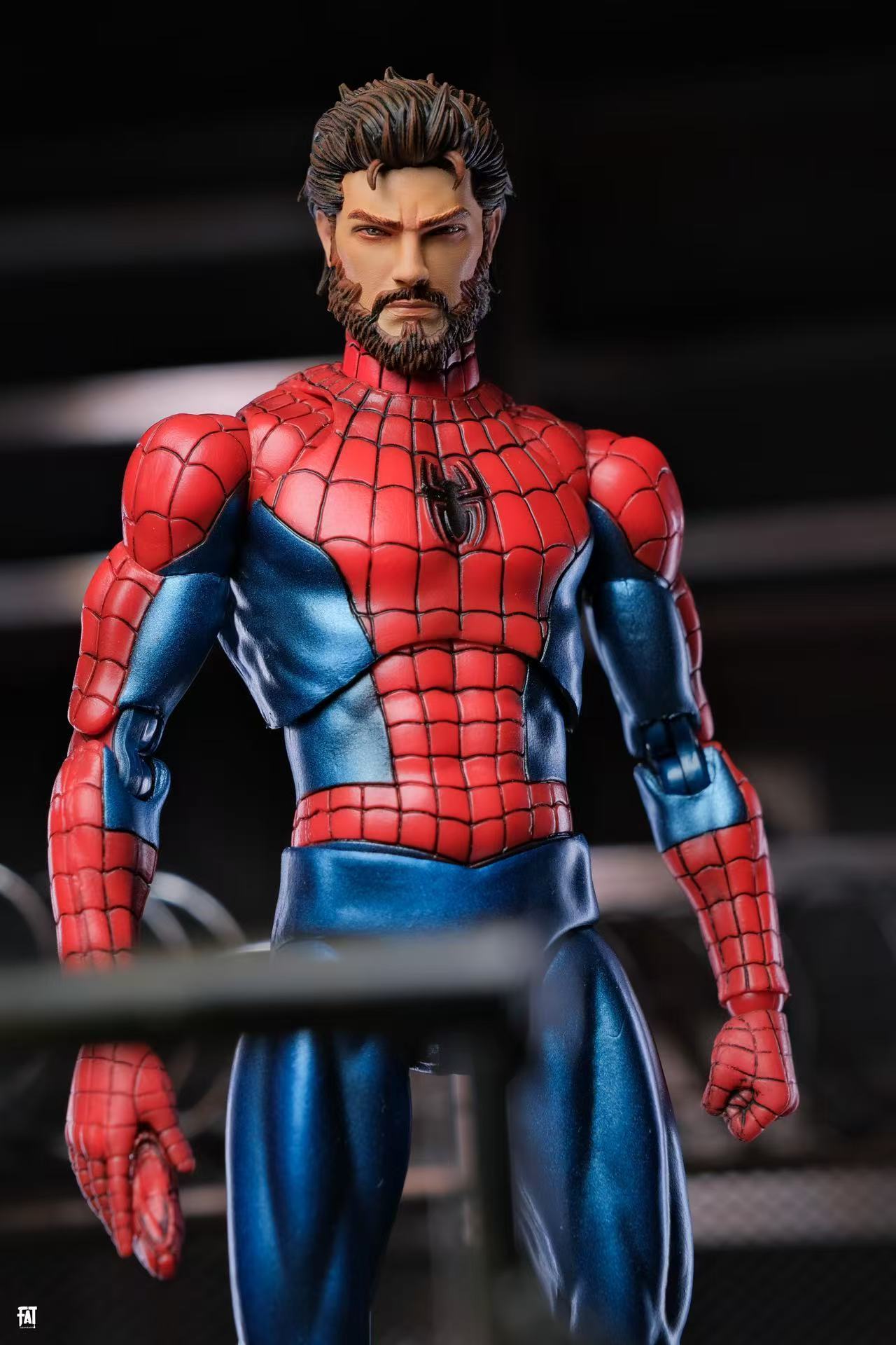 Ultimate Spider-Man v3  Peter Parker v2 painted headsculpt ct51