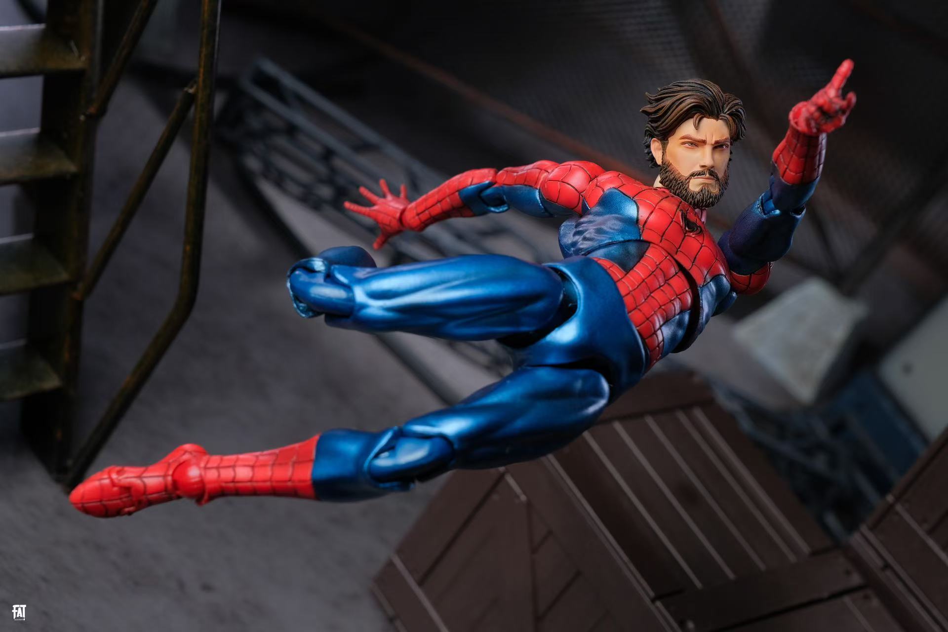 Ultimate Spider-Man v3  Peter Parker v1 painted headsculpt ct50