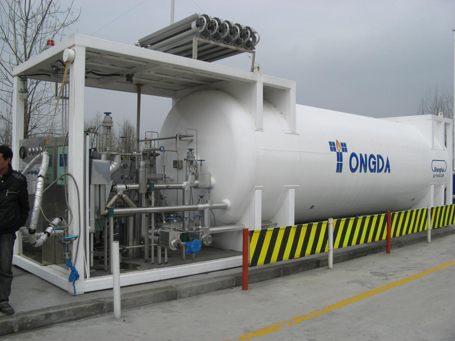LNG mobile refueling sation