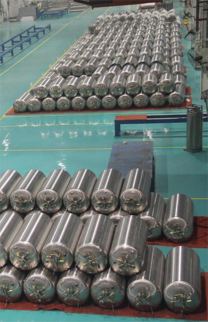 LNG cylinder workshop