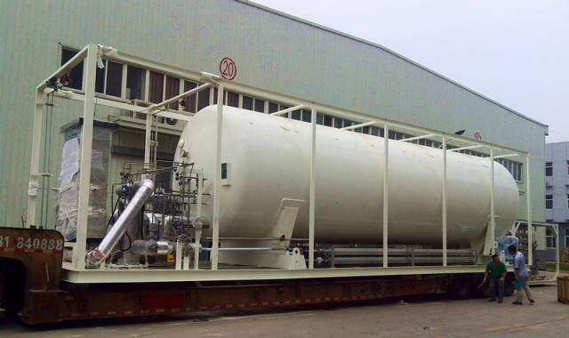 LNG mobile refueling sation