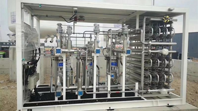 LNG mobile refueling sation