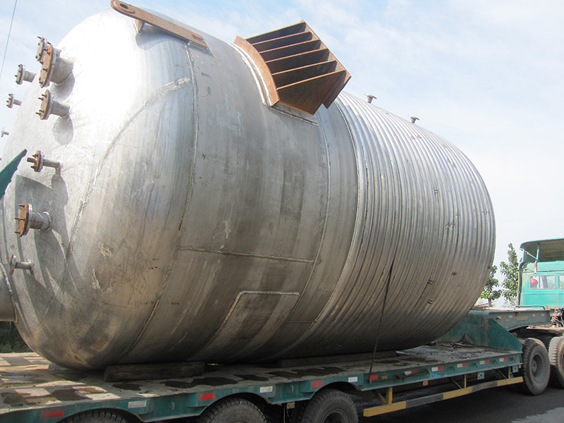 Reactor vessel
