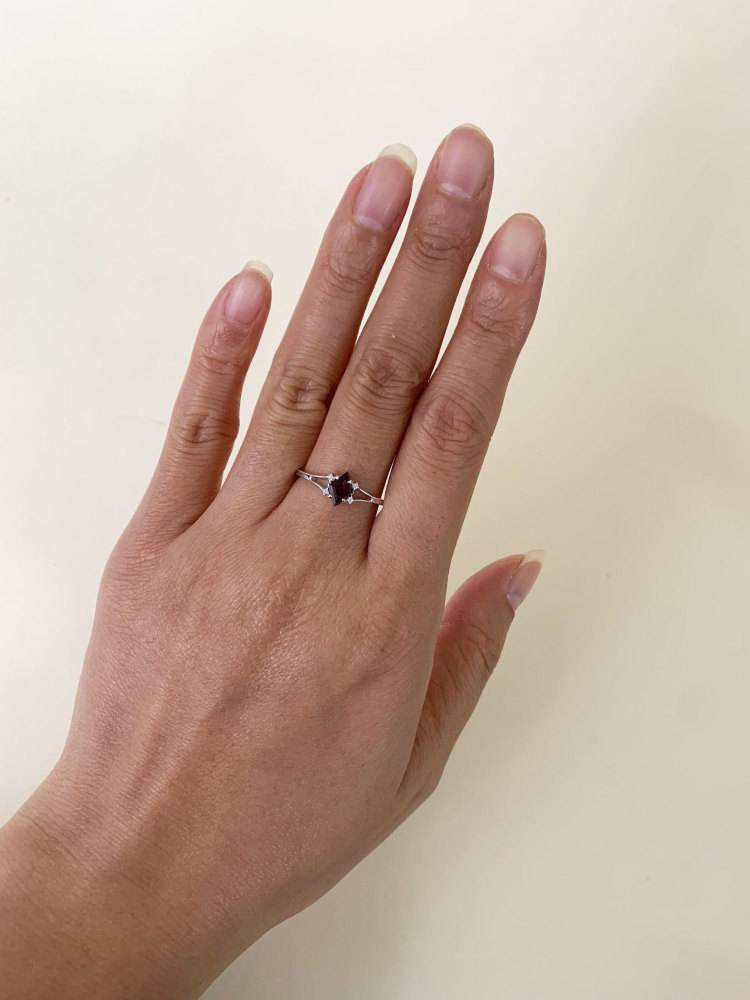 Natural Garnet Ring Sterling Silver Dainty Promise Rings Red January Birthstone Rings Art Deco Engagement Ring for Women