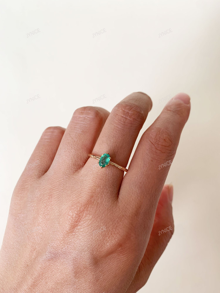 Dainty Chrysoprase Ring Vintage Filigree Gold Plated Green Agate Oval Onyx Solitaire Wedding Anniversary Ring Gift for her