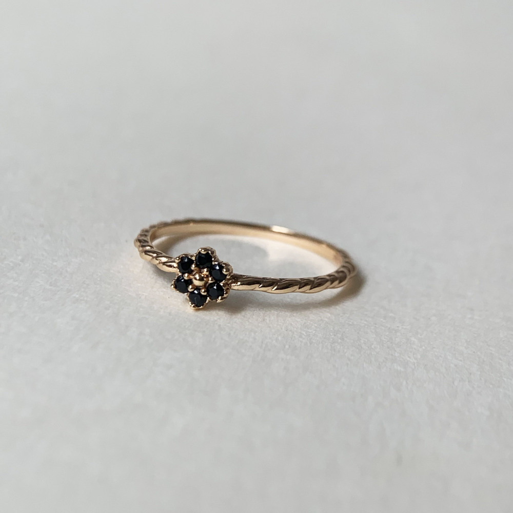 Dainty Black Onyx Ring,Daisy Flower Ring,Gold Plated Ring,Sterling Silver Stacking Rings,Minimalist Everyday Twist Ring Gift for her