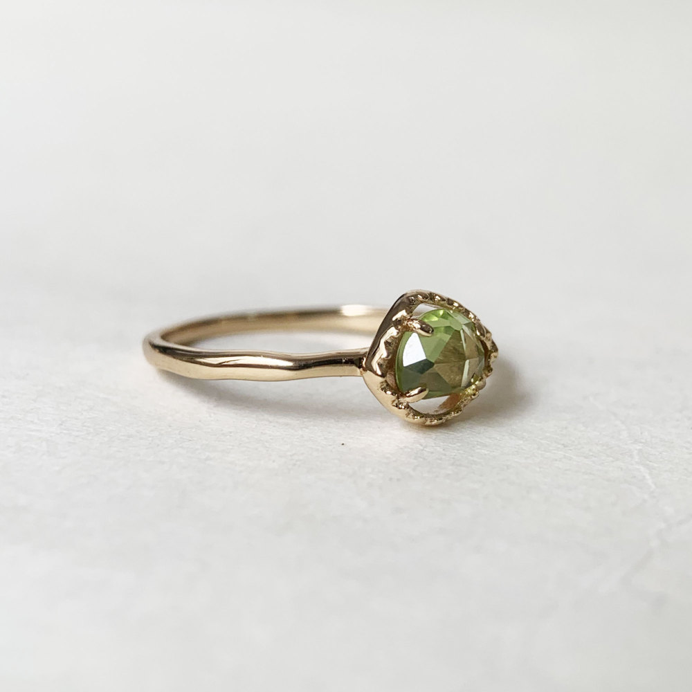 Vintage Peridot Promise Ring Gold Rose Cut Green Olivine August Birthstone Rings Dainty Solitaire Wedding Anniversary Ring