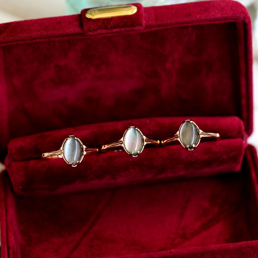 Natural Black Mother of Pearl Mop Shell Crystal Ring,Dainty Vintage Solitaire Rings for Women