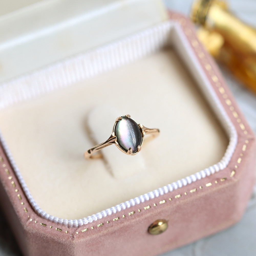 Natural Black Mother of Pearl Mop Shell Crystal Ring,Dainty Vintage Solitaire Rings for Women