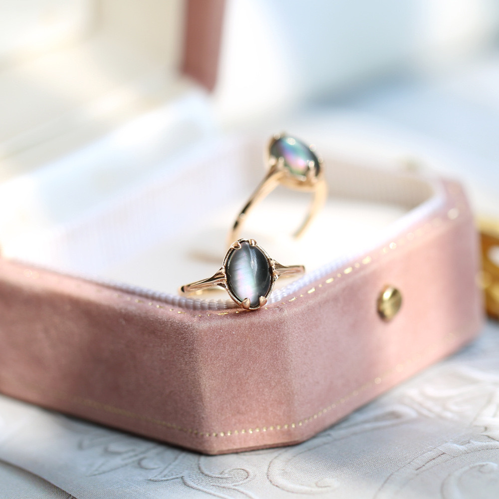 Natural Black Mother of Pearl Mop Shell Crystal Ring,Dainty Vintage Solitaire Rings for Women