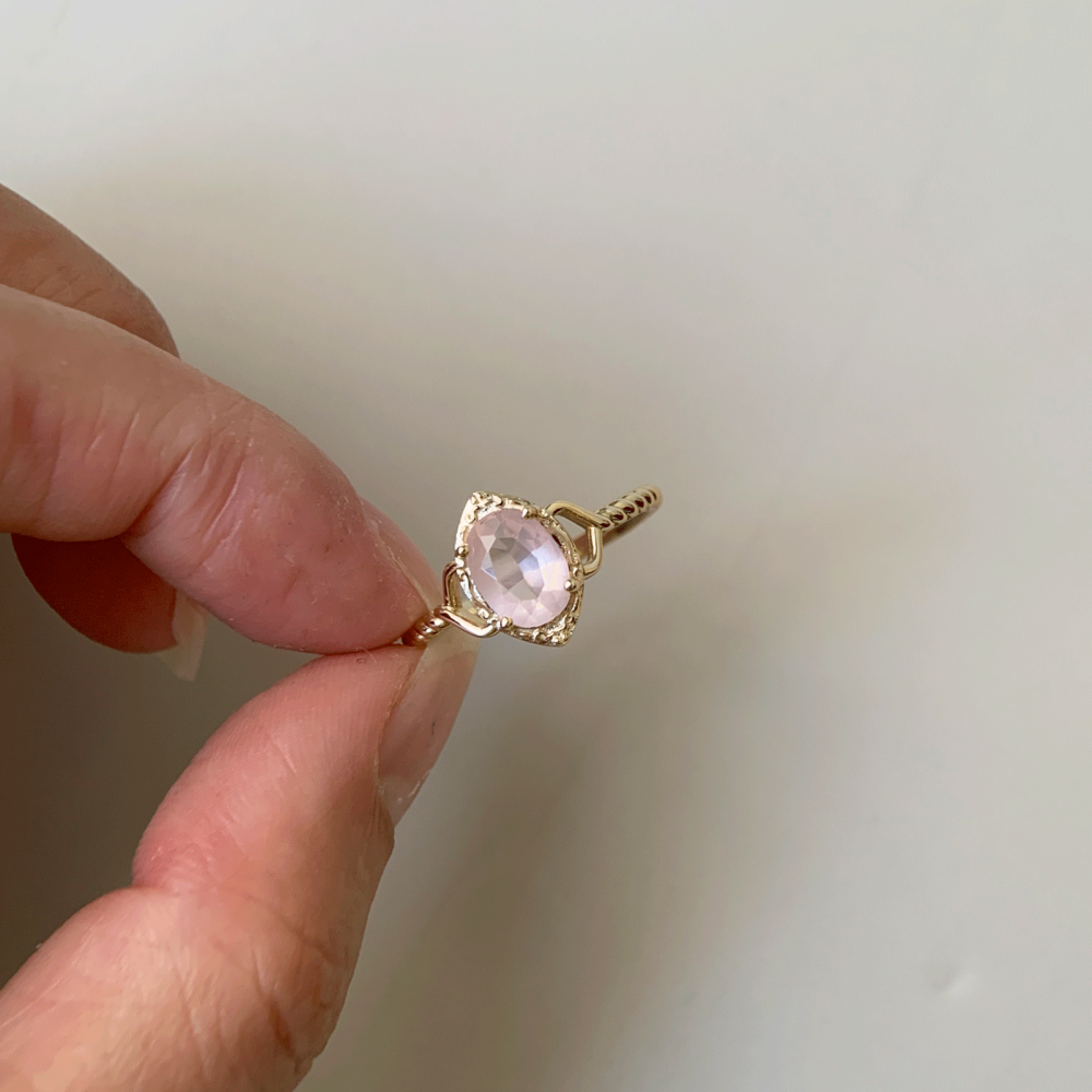 Natural Rose Quartz Ring Gold Oval Pink Crystal Engagement Rings Vintage Solitaire Wedding Anniversary Valentine's Day Christmas Jewelry Gift