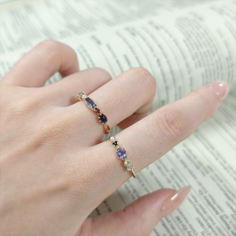Gold Iolite Ring Dainty Blue Labradorite Ring Unique Nature Gemstone Jewelry Vintage 5 Stones Garnet London Blue Topaz White Crystal Wedding Statement Anniversary Gift for her