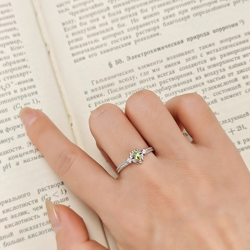 Vintage Peridot Promise Ring 925 Sterling Silver Marquise Green Olivine August Birthstone Rings Dainty Three Stone Wedding Anniversary Ring