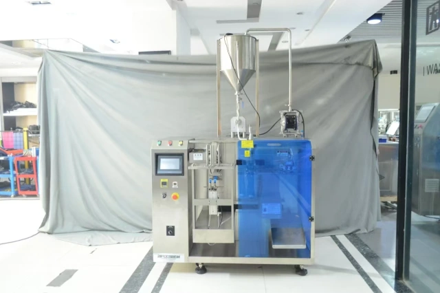 Fully Automatic Pre-made Bag Liquid Packing Machine Sauce Paste Ketchup Juice Laundry Detergent Liquid Pouch Packing Machine
