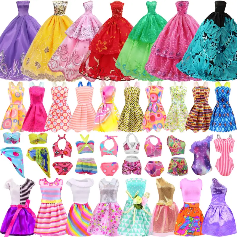 Ecore Fun Fashion Doll Closet Wardrobe for Doll Clothes and Accessories Storage - Lot 102 Items Include Clothes, Dresses, Shoes, Bags, Necklace, Shoes