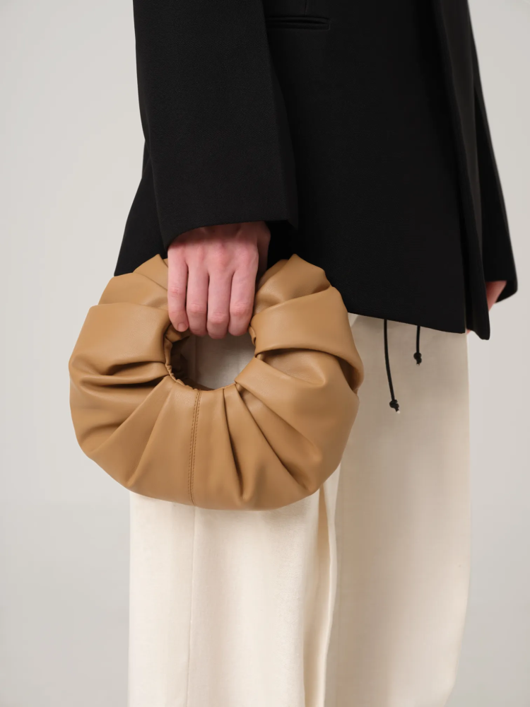 VEGAN LEATHER CROISSANT POUCH
