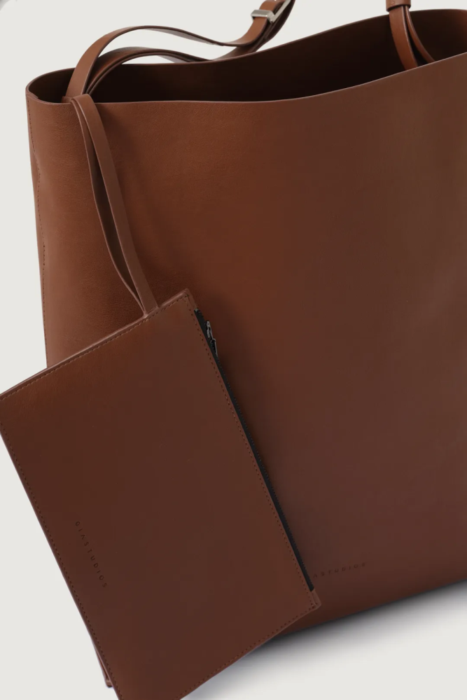 VEGAN LEATHER MEDIUM TOTE BAG