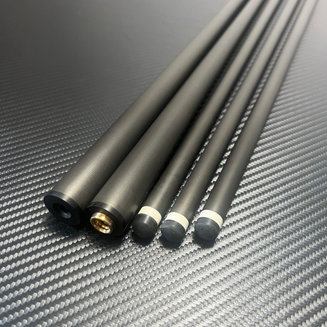 12.5mm Custom Low deflection carbon pool cue carbon cue stick  play carbon cue shaft