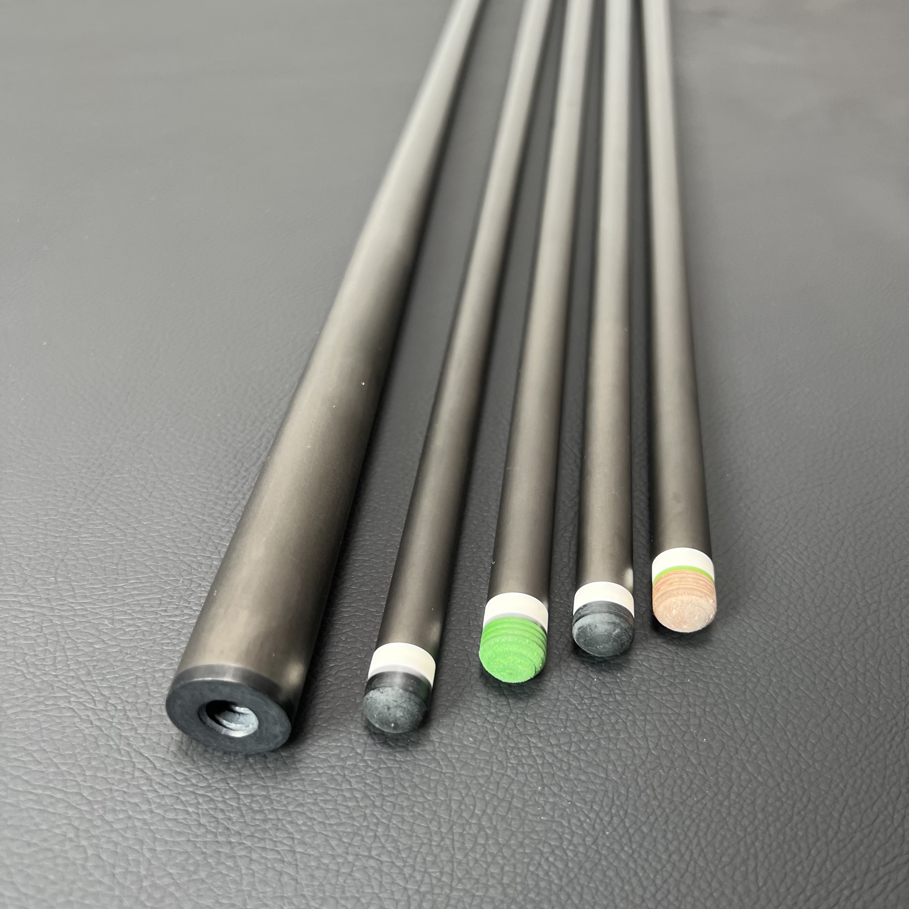 12.2 Low deflection carbon pool cue carbon cue shaft carbon billiards stick
