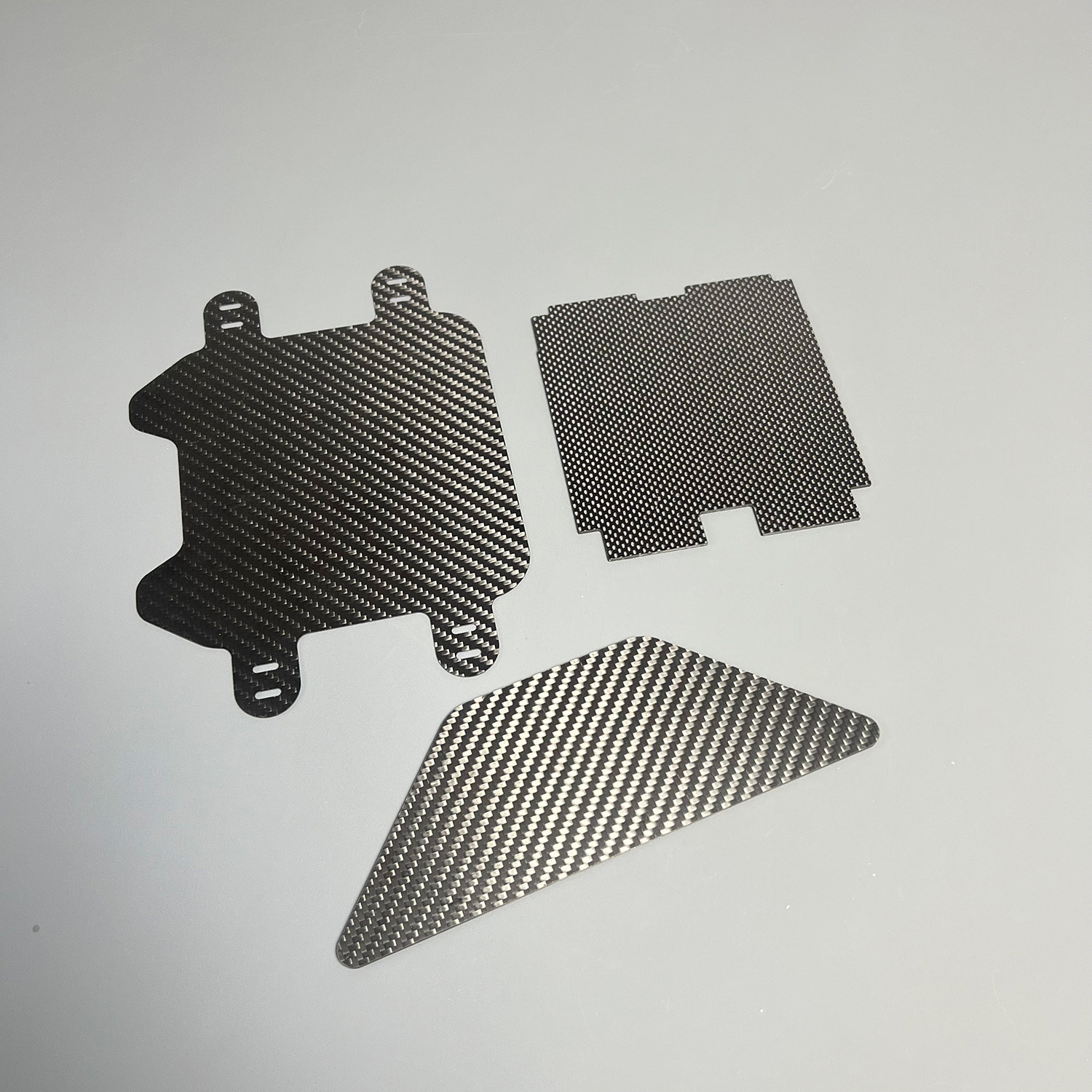 Custom cnc cutting high level 1mm 2mm 3mm 3k palin twill matte carbon fiber sheets