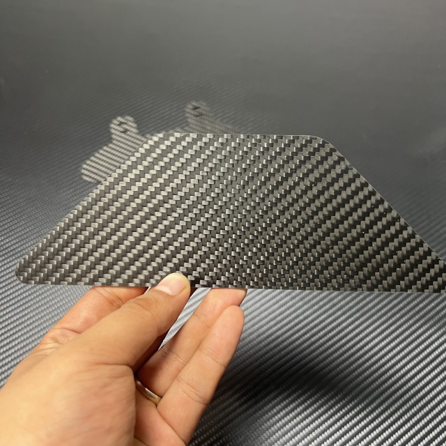 High modulus 0.2mm 0.4mm 0.6mm 1mm customizes china 3k carbon fiber sheets