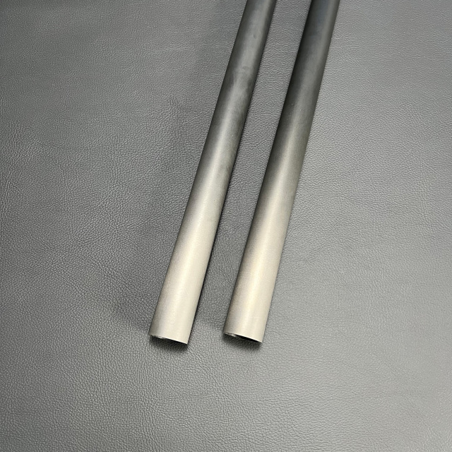 Carbon cue butt blank low deflection carbon pool cue carbon cue stick