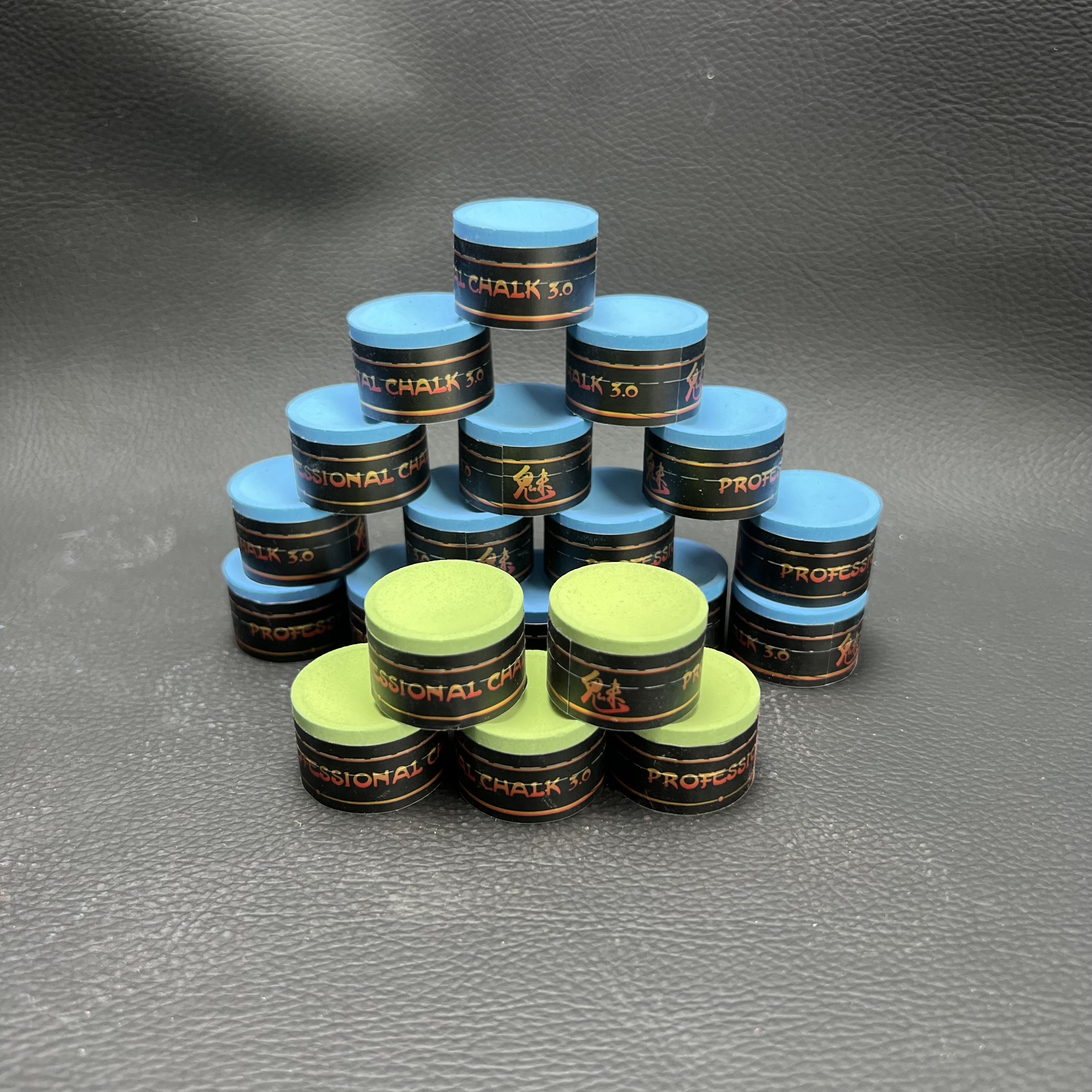 Professional level nice quality billiards pool cue chalks