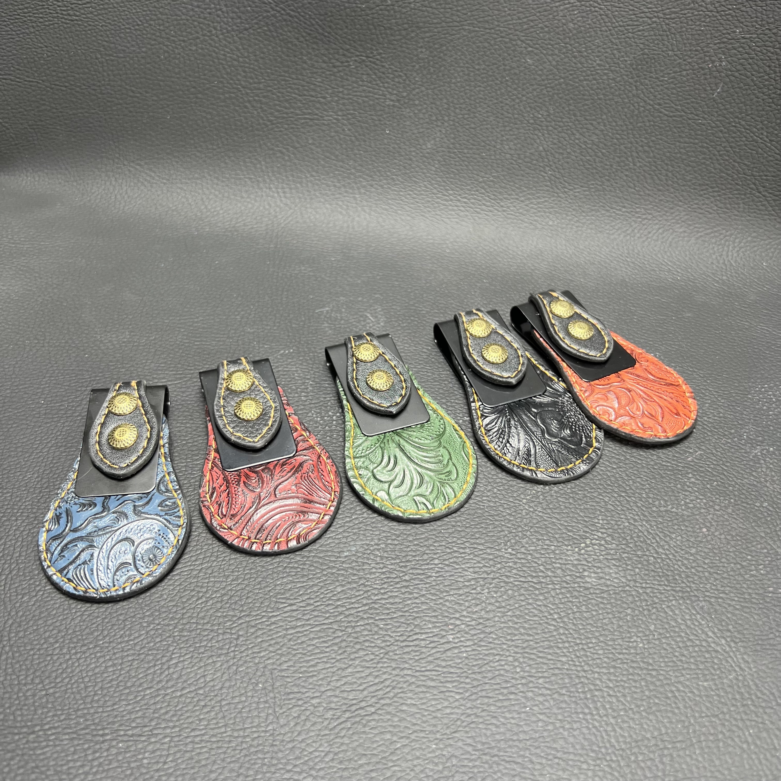 New style leather Pool cue chalk holders with magnets