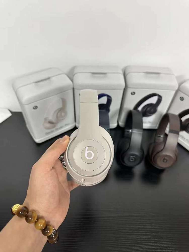 Beats Studio Pro