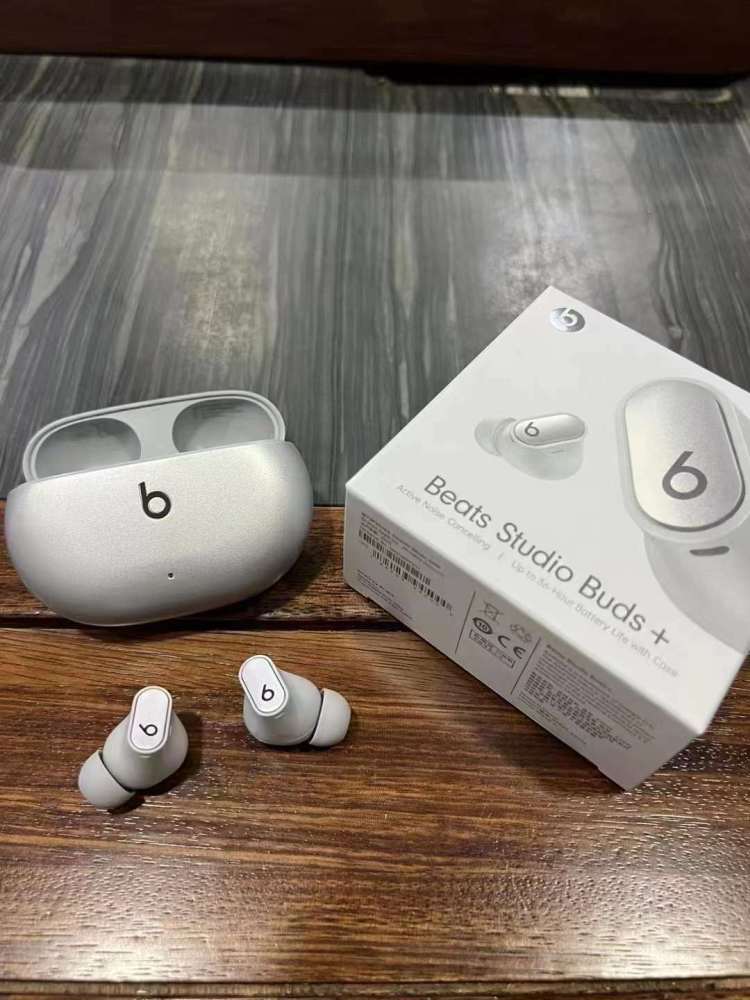Beats Studio Buds +