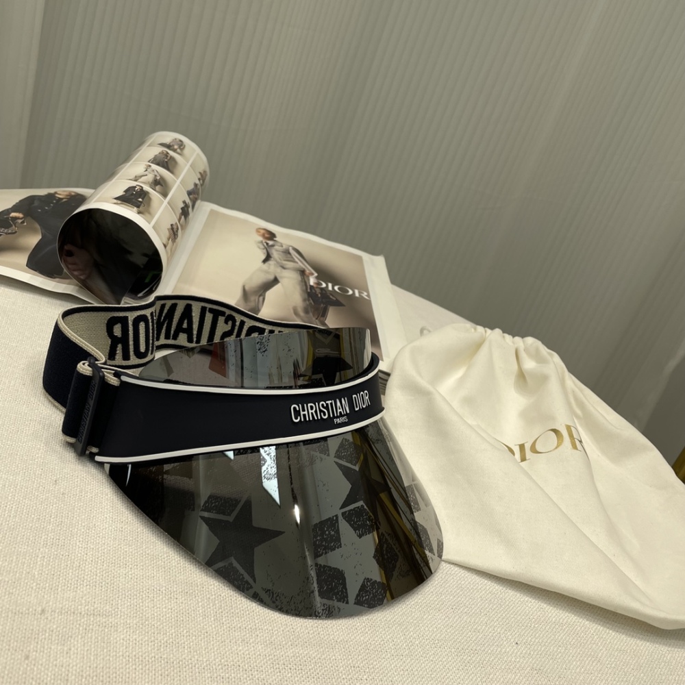 For more products and more pictures, please contact us via WhatsApp in the bottom right corner.