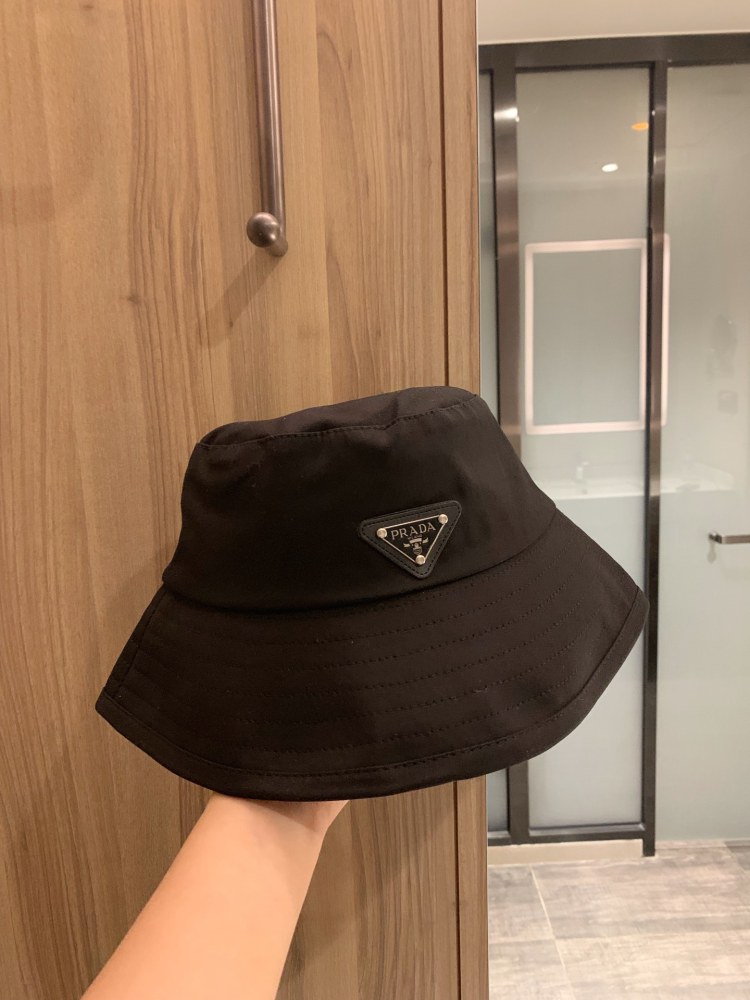 For more products and more pictures, please contact us via WhatsApp in the bottom right corner.