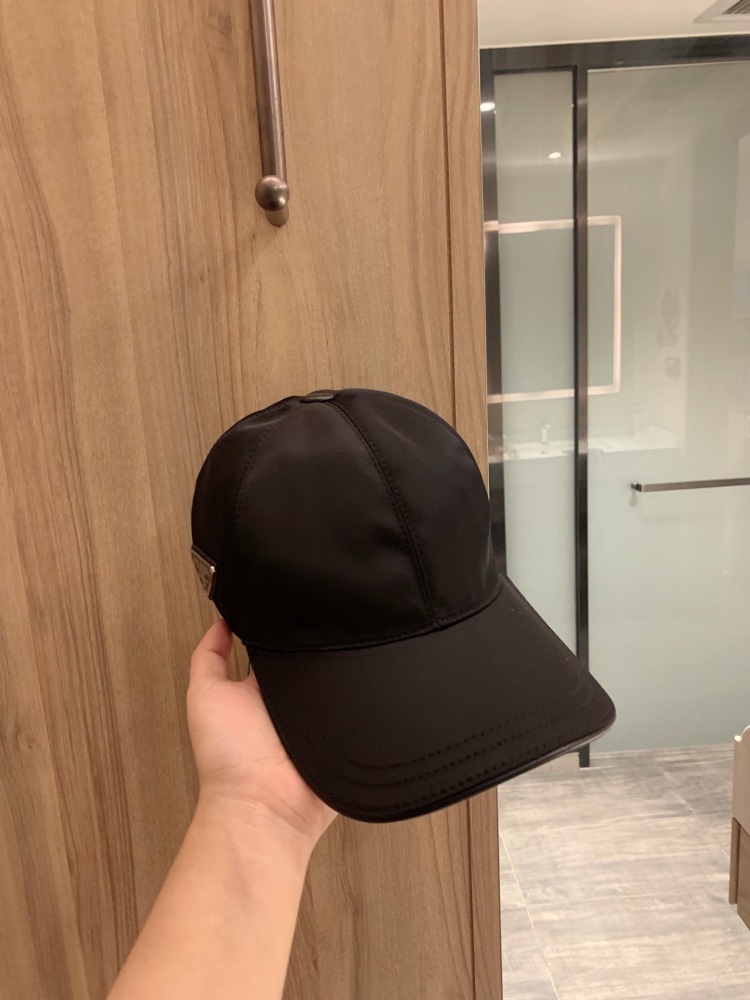 For more products and more pictures, please contact us via WhatsApp in the bottom right corner.