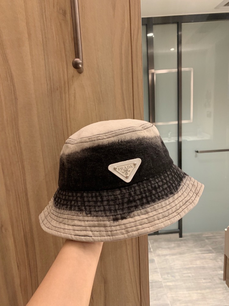 For more products and more pictures, please contact us via WhatsApp in the bottom right corner.