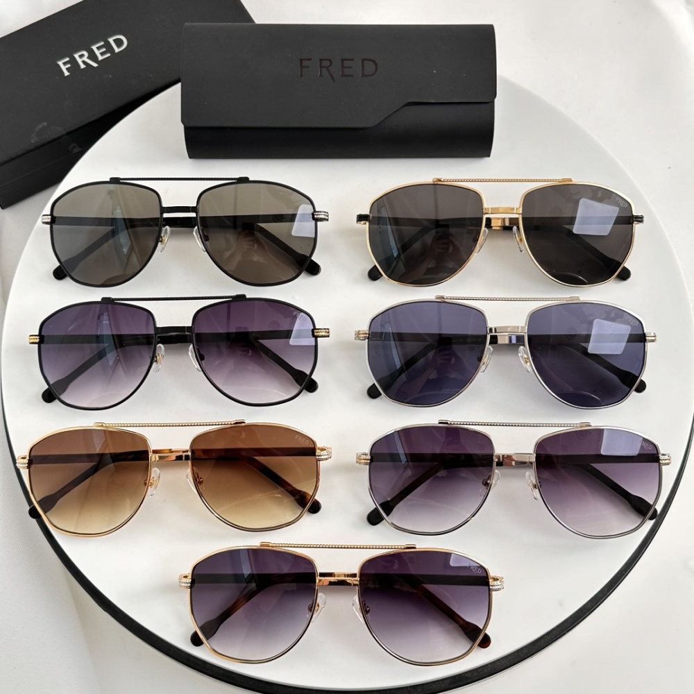 For more products and more pictures, please contact us via WhatsApp in the bottom right corner.