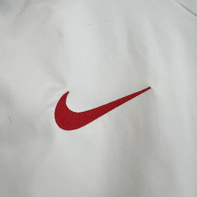 25-26 BARCELONA TRAINING WINDBREAKER