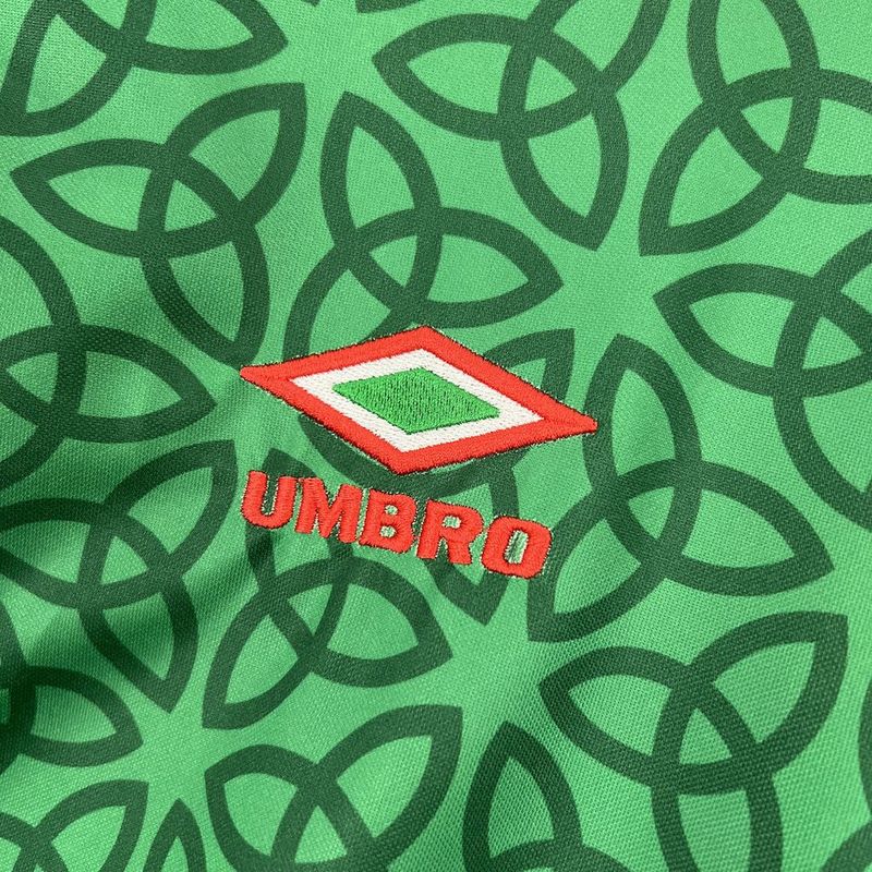 25-26 IRELAND 17-3 HOME