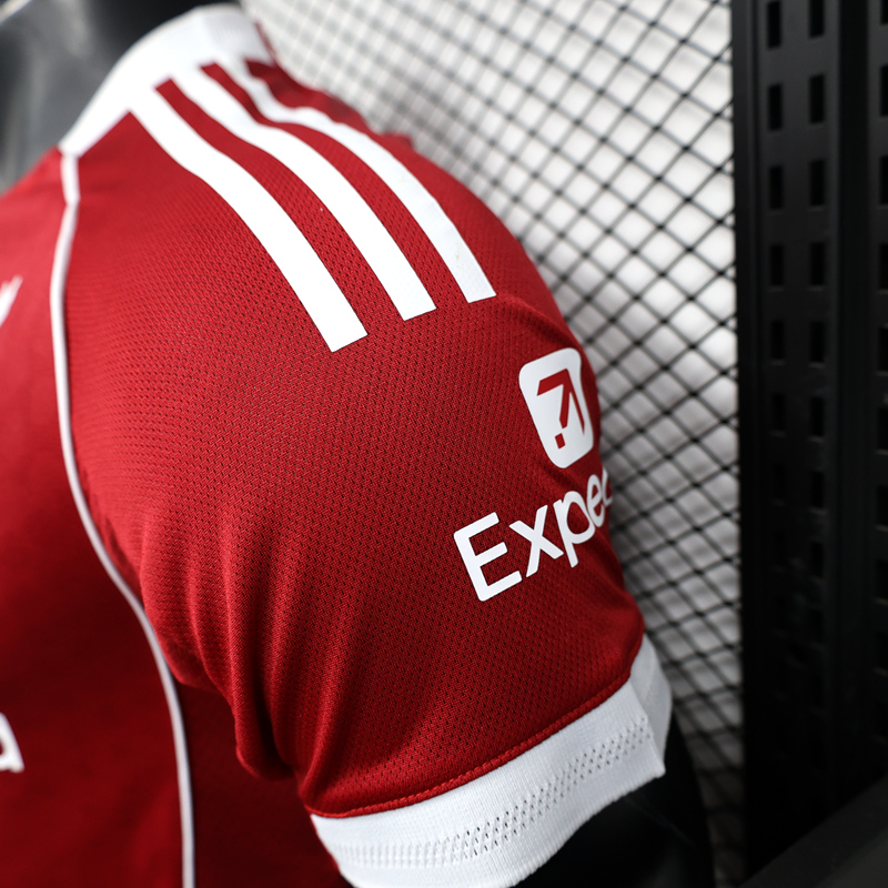 2025-26 LIVERPOOL HOME PLAYER VERSION