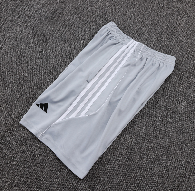 2025-26 REAL MADRID TRAINING SHIRT KIT