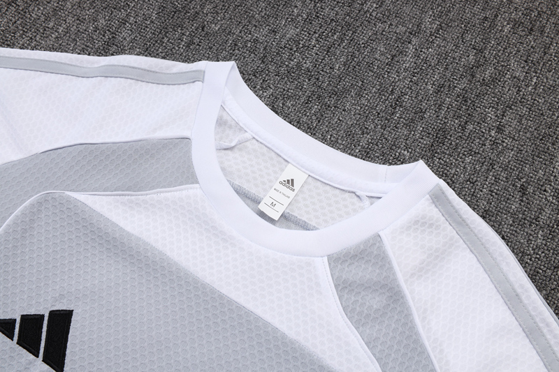 2025-26 REAL MADRID TRAINING SHIRT KIT
