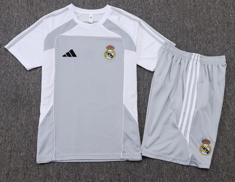 2025-26 REAL MADRID TRAINING SHIRT KIT