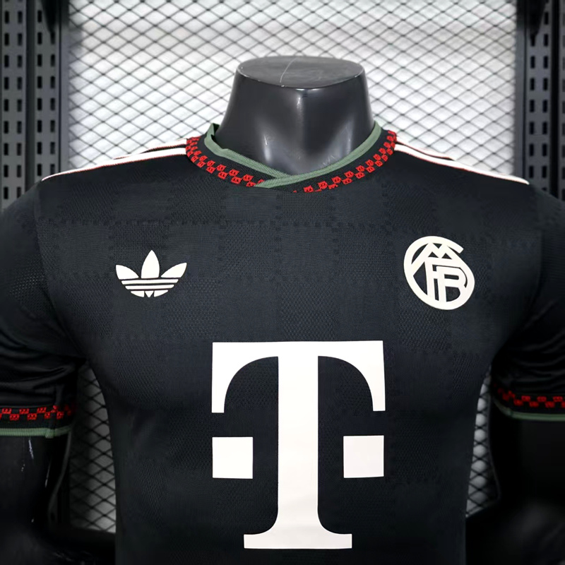 2025-26 BAYERN MUNICH THIRD AWAY PLAYER VERSION