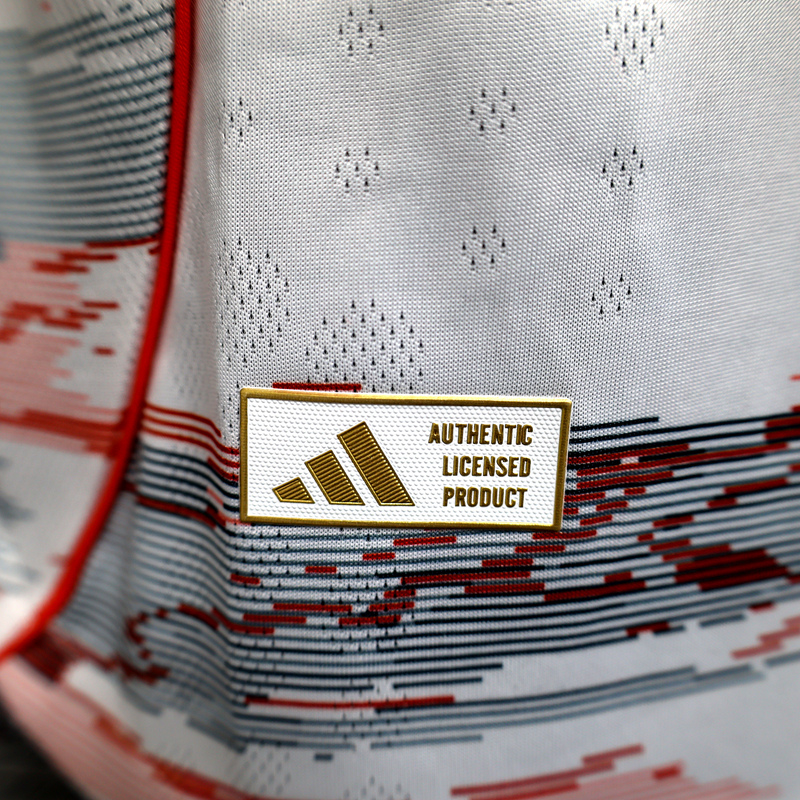 2025-26 BAYERN MUNICH AWAY PLAYER VERSION