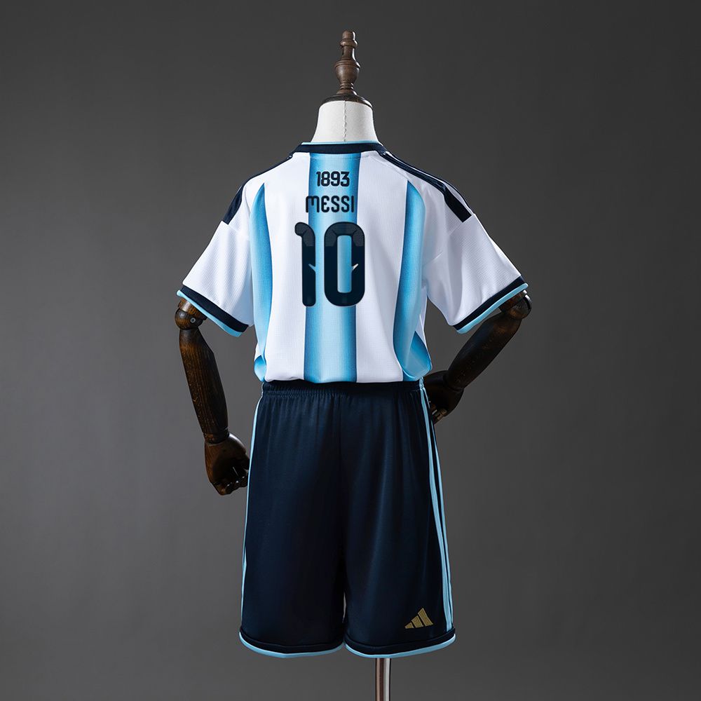 2026 ARGENTINA WORLD CUP HOME MEN AND KIDS KIT